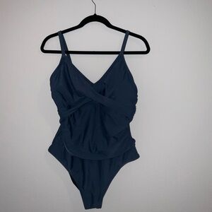 Cupshe Ruched Twist-Front One Piece Swimsuit Women’s Size XL NWT